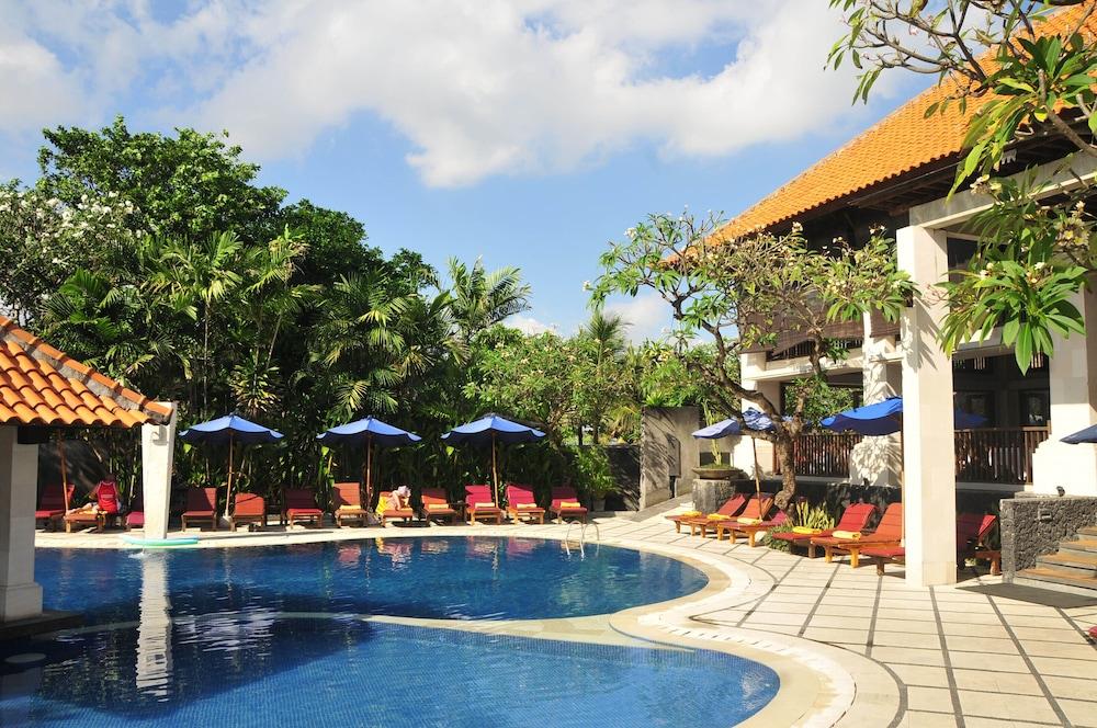 Puri Raja Hotel Legian  Luaran gambar