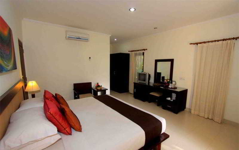 Puri Raja Hotel Legian  Luaran gambar
